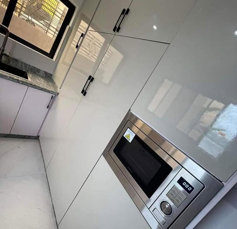 A VENDRE : BELLE MAISON INDIVIDUELLE R+1 A Yassa – CITE CHIRAC