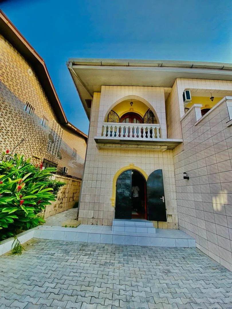 LOCATION MEUBLÉE À BONAMOUSSADI – SABLE (Entrée Mbanya Hôtel)