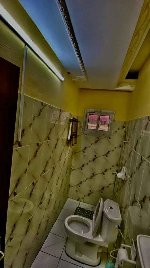 LOCATION MEUBLÉE À BONAMOUSSADI – SABLE (Entrée Mbanya Hôtel)