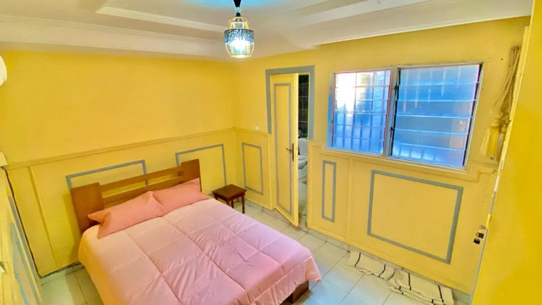 LOCATION MEUBLÉE À BONAMOUSSADI – SABLE (Entrée Mbanya Hôtel)