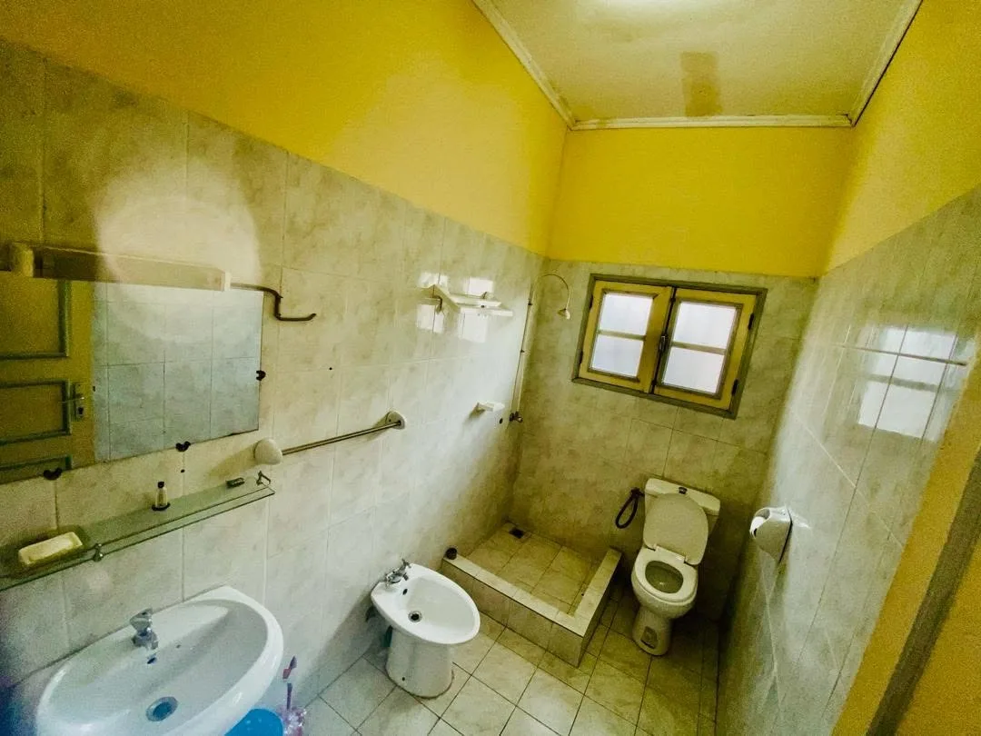 LOCATION MEUBLÉE À BONAMOUSSADI – SABLE (Entrée Mbanya Hôtel)