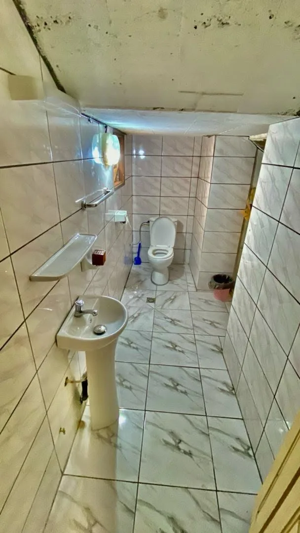 LOCATION MEUBLÉE À BONAMOUSSADI – SABLE (Entrée Mbanya Hôtel)