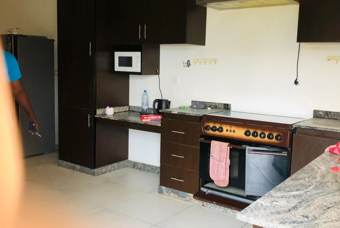 DUPLEX QUASI-NEUF À VENDRE À JAPOMA