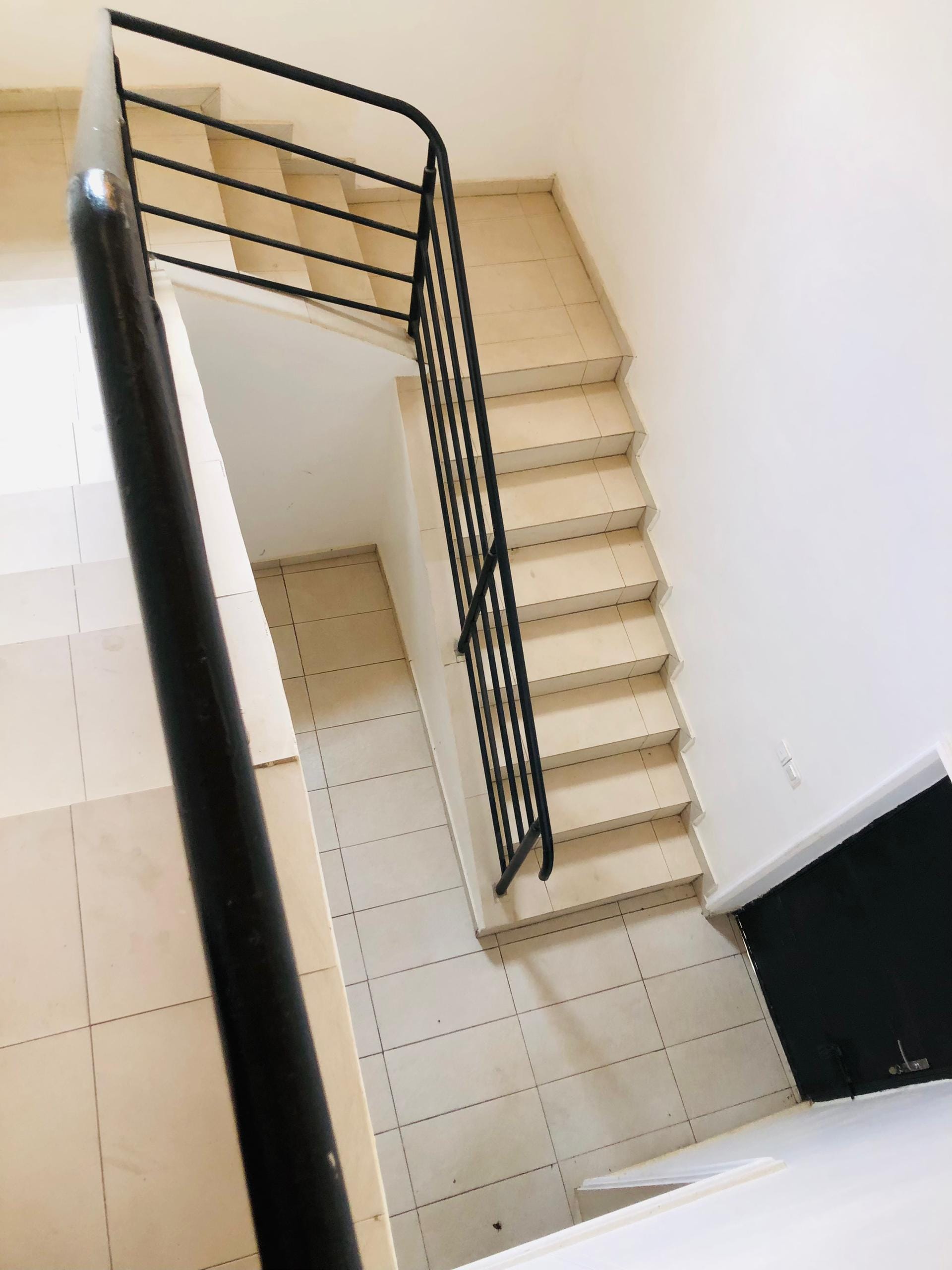 DUPLEX QUASI-NEUF À VENDRE À JAPOMA