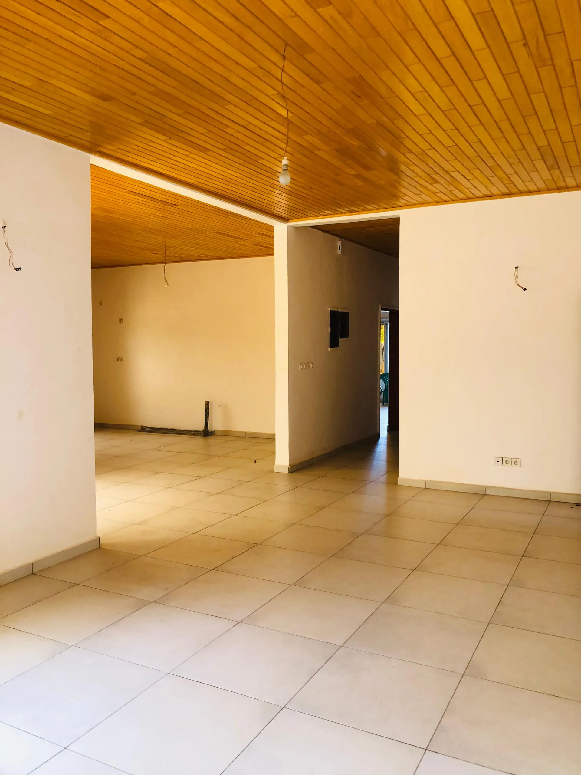 DUPLEX QUASI-NEUF À VENDRE À JAPOMA