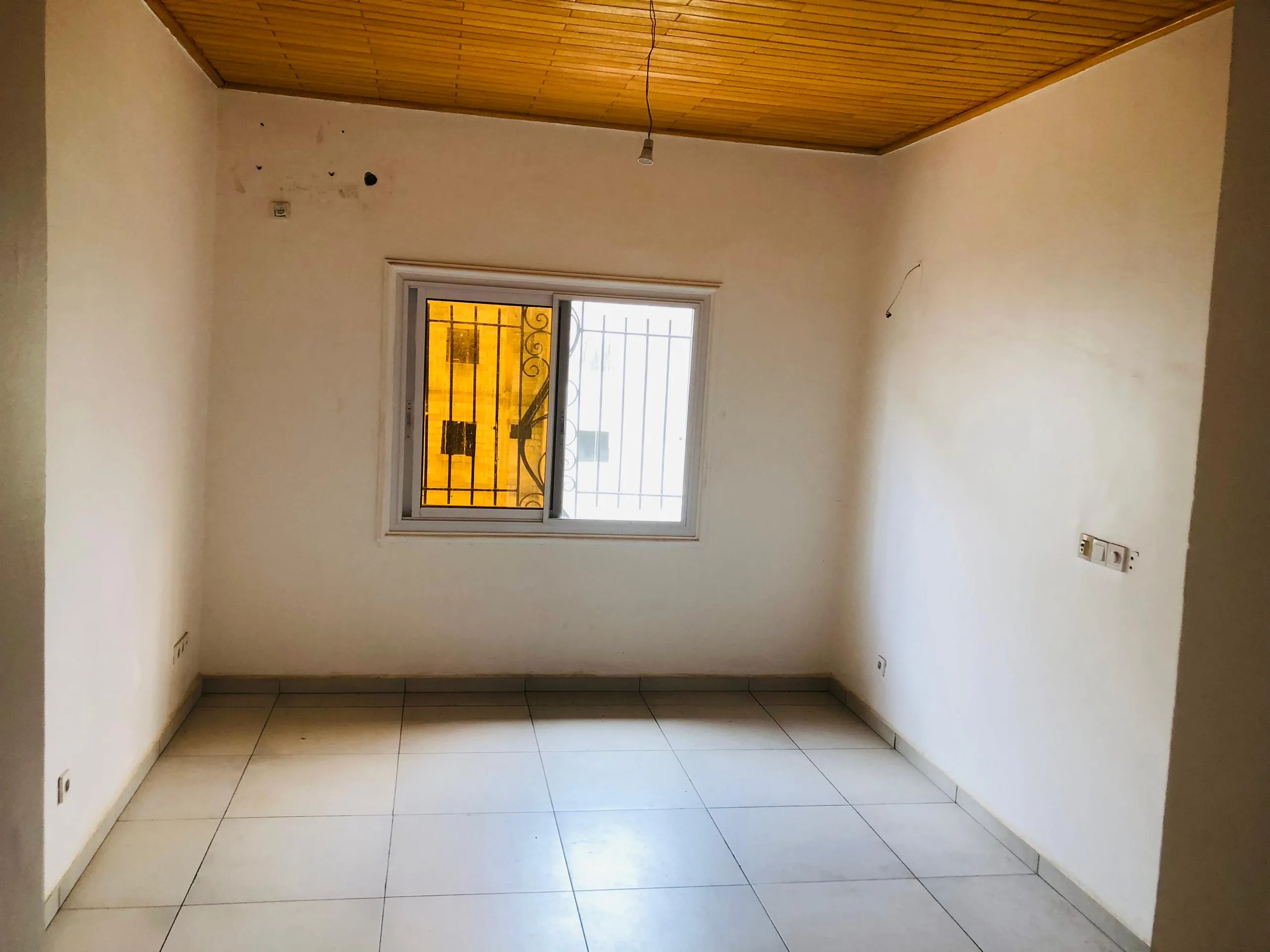 DUPLEX QUASI-NEUF À VENDRE À JAPOMA