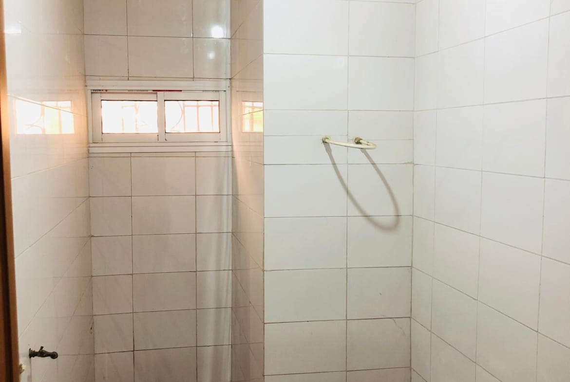 DUPLEX QUASI-NEUF À VENDRE À JAPOMA