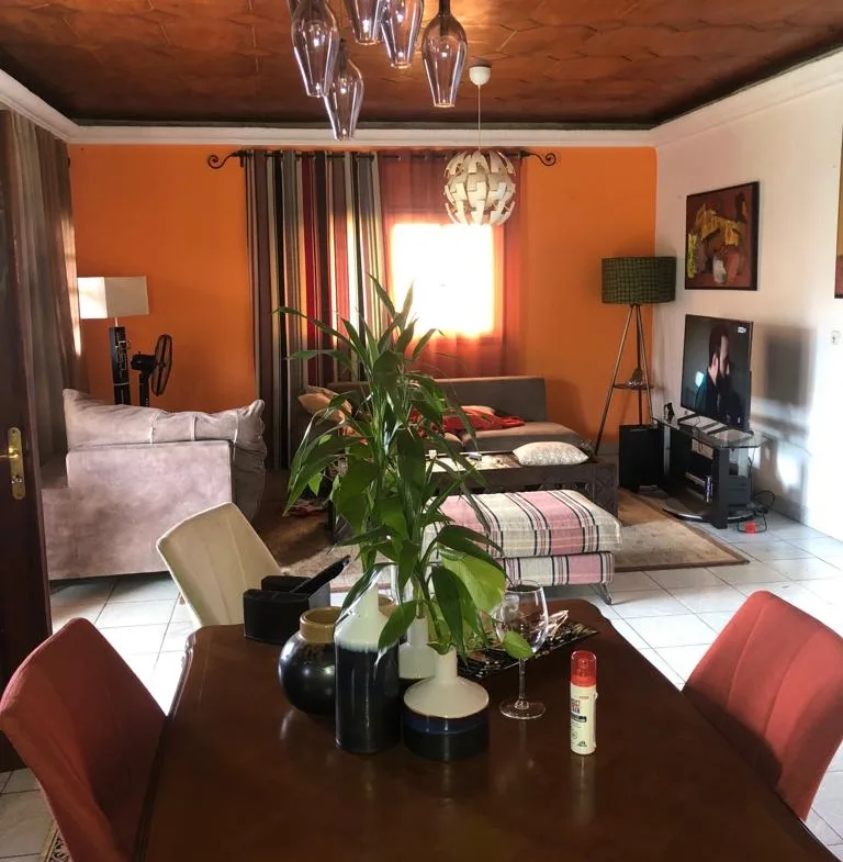 GRAND DUPLEX AVEC MINI-DUPLEX À VENDRE – ÉLIG-ESSONO (MAHIMA)