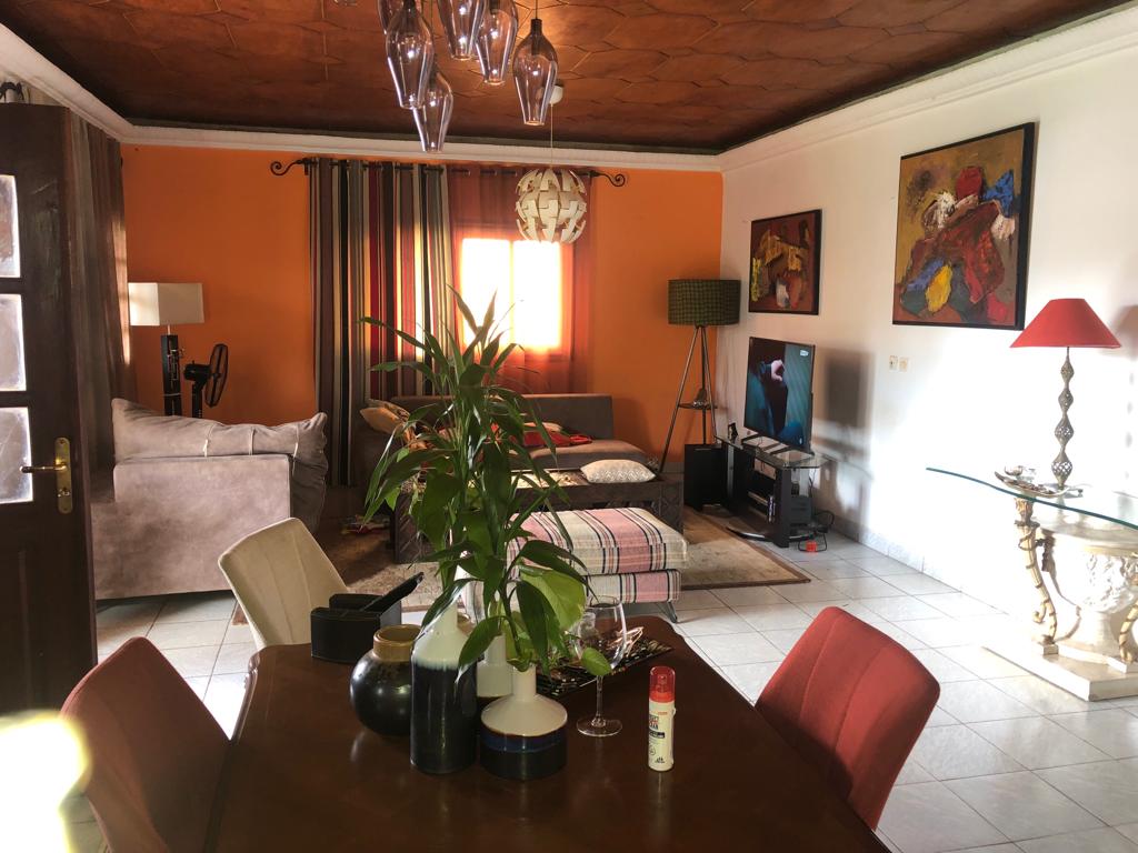 GRAND DUPLEX AVEC MINI-DUPLEX À VENDRE – ÉLIG-ESSONO (MAHIMA)