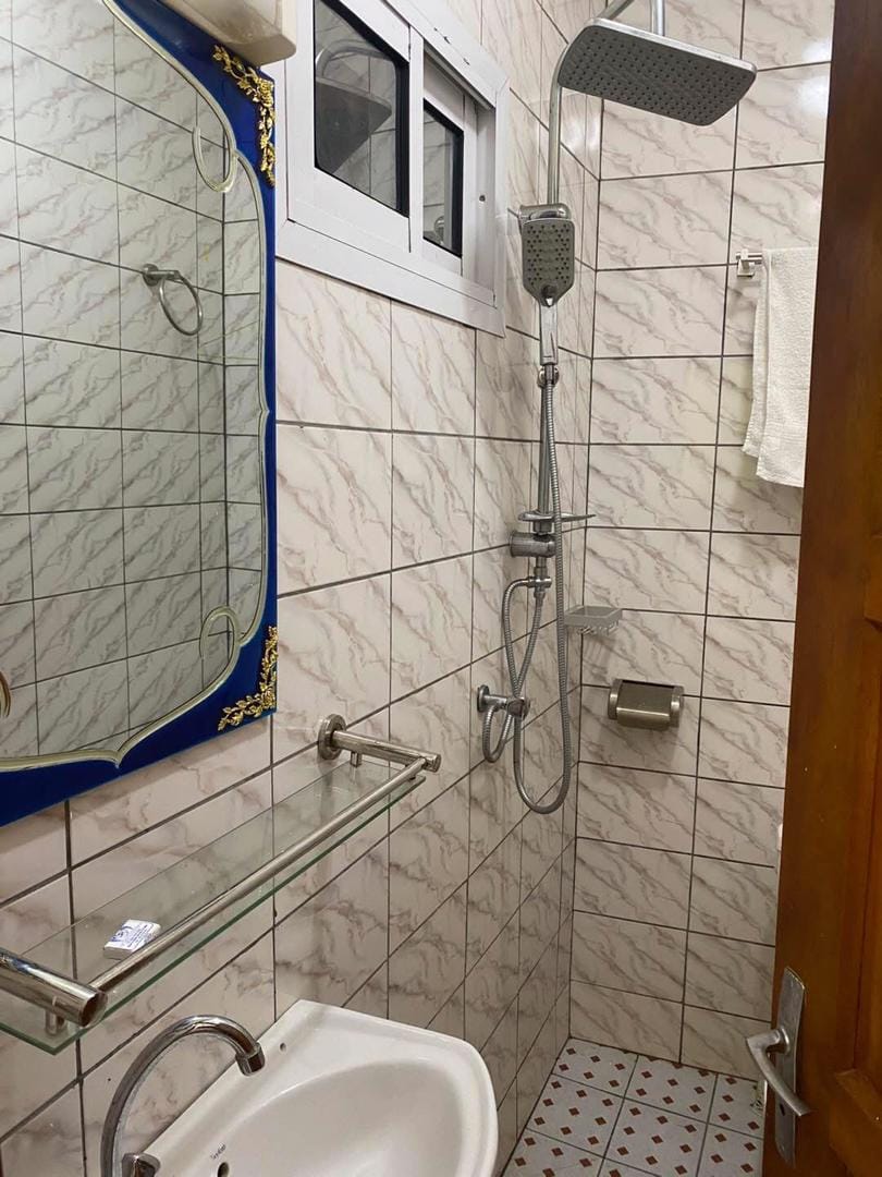 STUDIOS ET CHAMBRES MODERNES MEUBLES A LOUER A BONAMOUSSADI-SABLE
