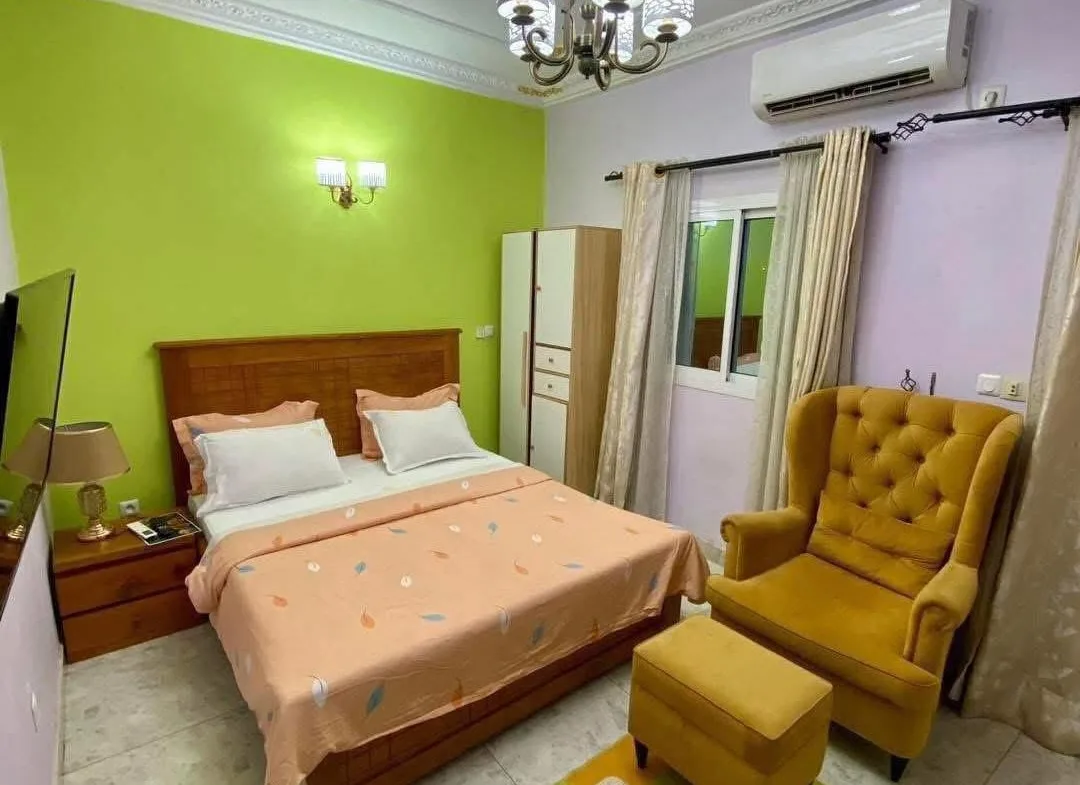STUDIOS ET CHAMBRES MODERNES MEUBLES A LOUER A BONAMOUSSADI-SABLE