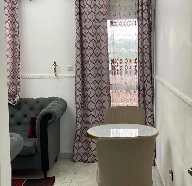 STUDIOS ET CHAMBRES MODERNES MEUBLES A LOUER A BONAMOUSSADI-SABLE