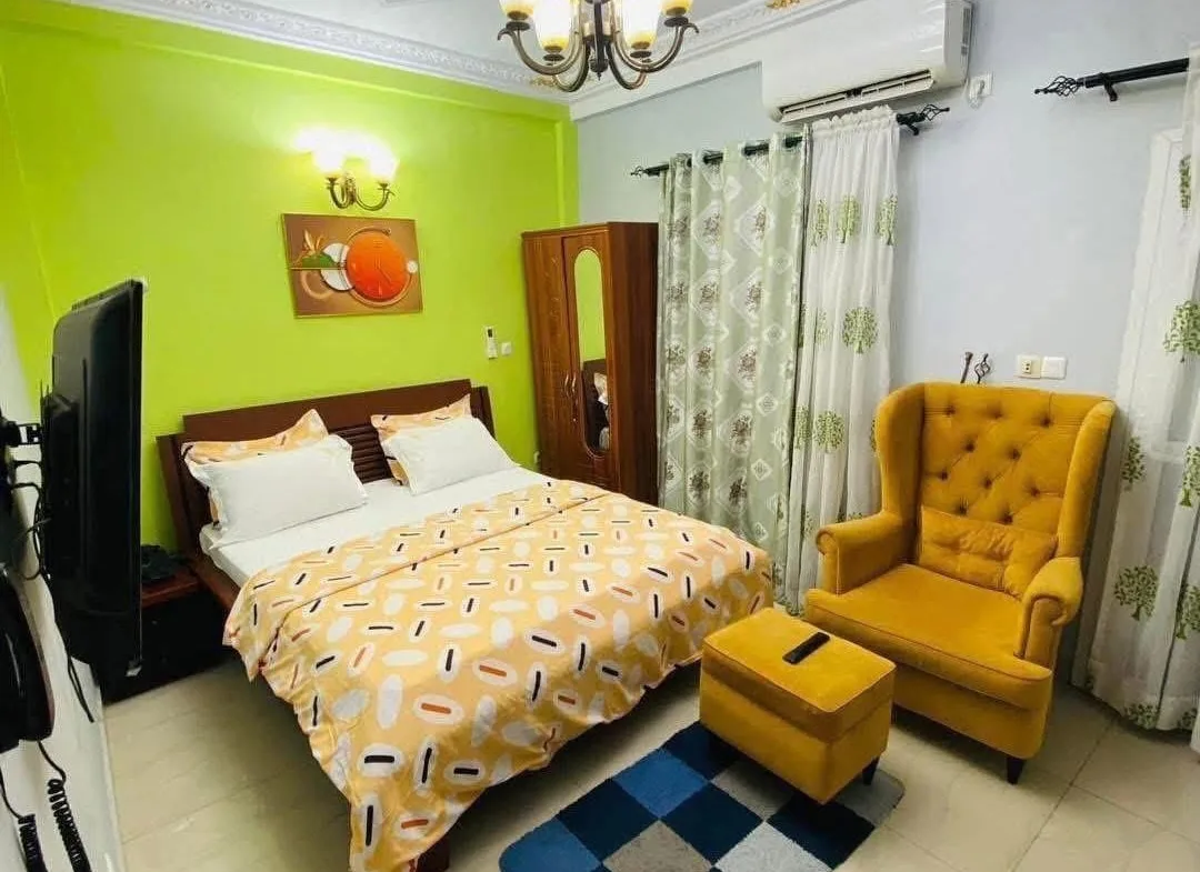 STUDIOS ET CHAMBRES MODERNES MEUBLES A LOUER A BONAMOUSSADI-SABLE