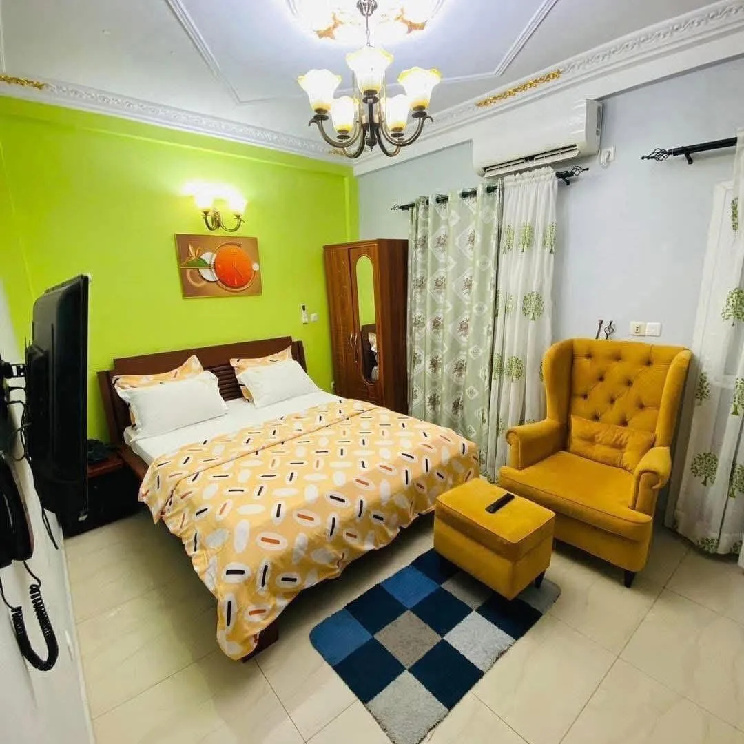 STUDIOS ET CHAMBRES MODERNES MEUBLES A LOUER A BONAMOUSSADI-SABLE