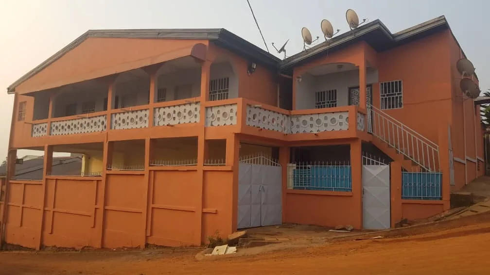 IMMEUBLE R+1 À VENDRE – CAMP TUNISIE