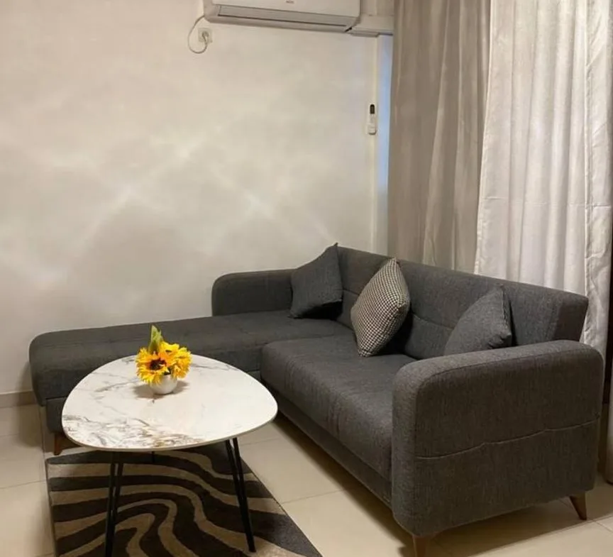 BAIL D’UN STUDIO MEUBLÉ EN VENTE A AKWA