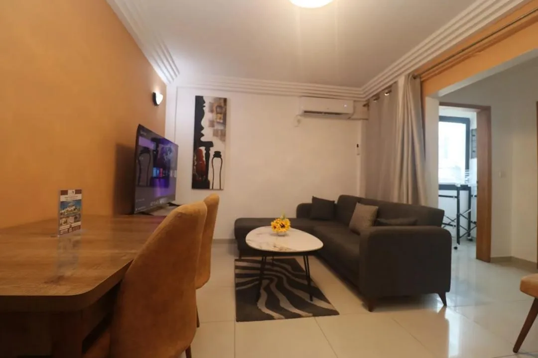 BAIL D’UN STUDIO MEUBLÉ EN VENTE A AKWA