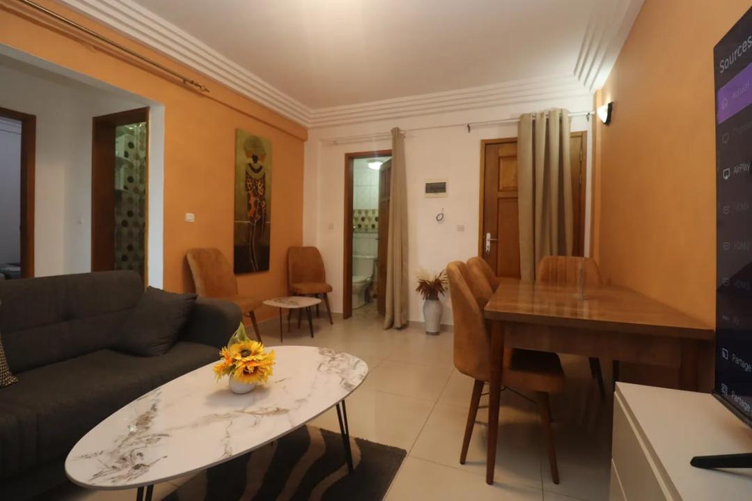 BAIL D’UN STUDIO MEUBLÉ EN VENTE A AKWA