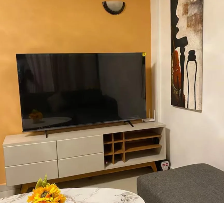 BAIL D’UN STUDIO MEUBLÉ EN VENTE A AKWA