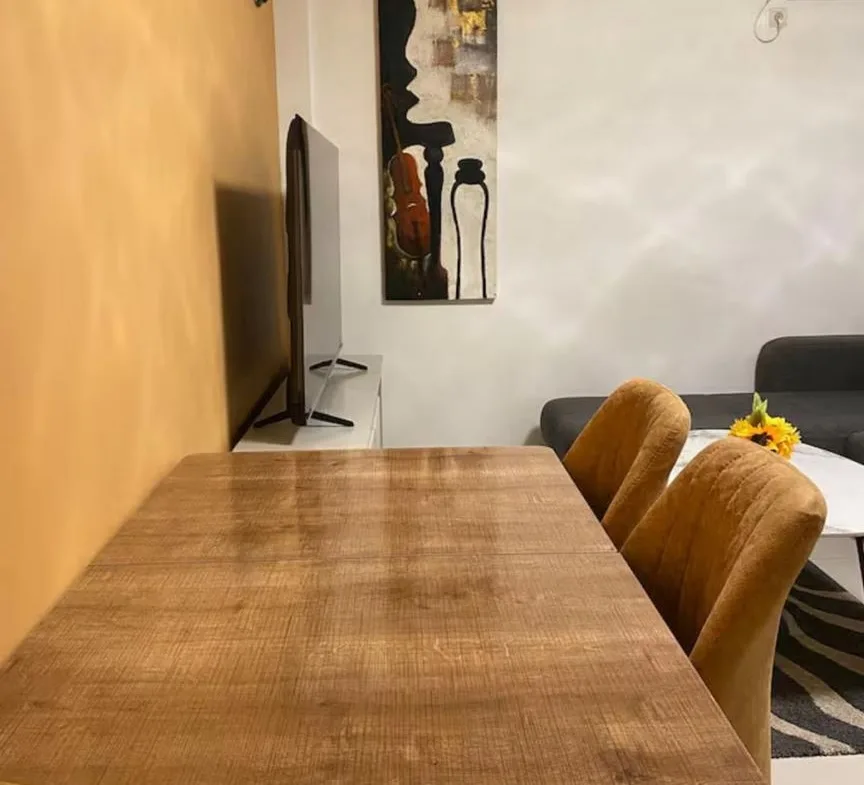 BAIL D’UN STUDIO MEUBLÉ EN VENTE A AKWA