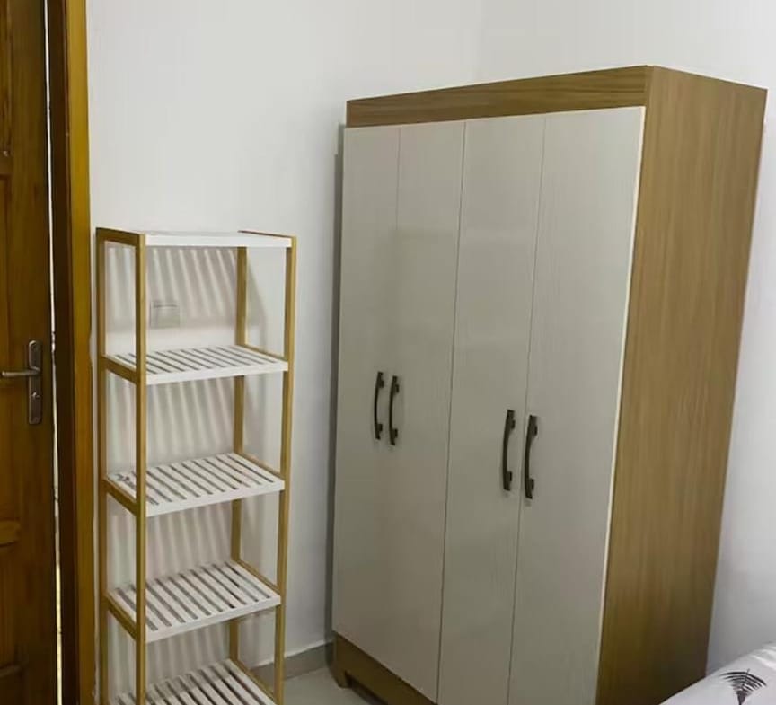 BAIL D’UN STUDIO MEUBLÉ EN VENTE A AKWA