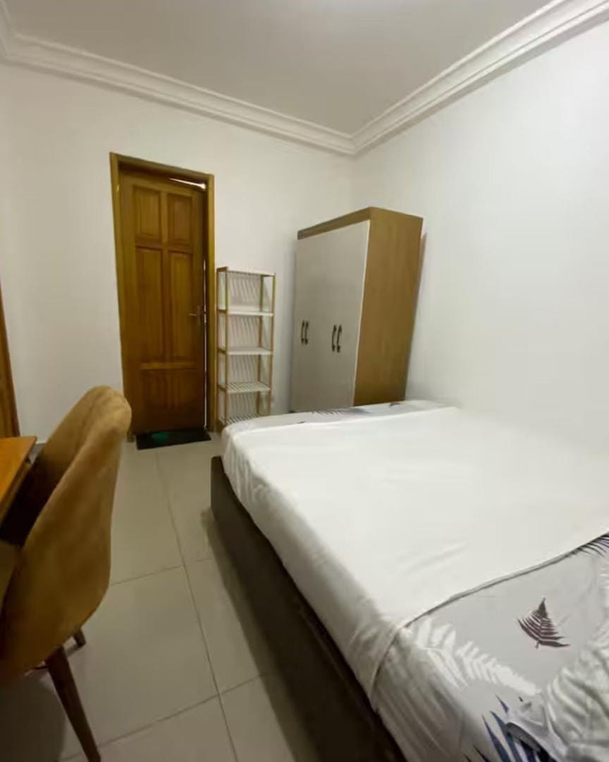 BAIL D’UN STUDIO MEUBLÉ EN VENTE A AKWA