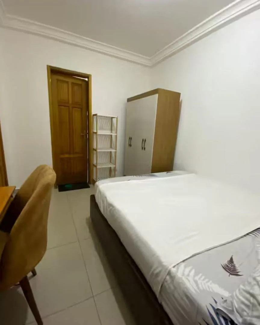 BAIL D’UN STUDIO MEUBLÉ EN VENTE A AKWA