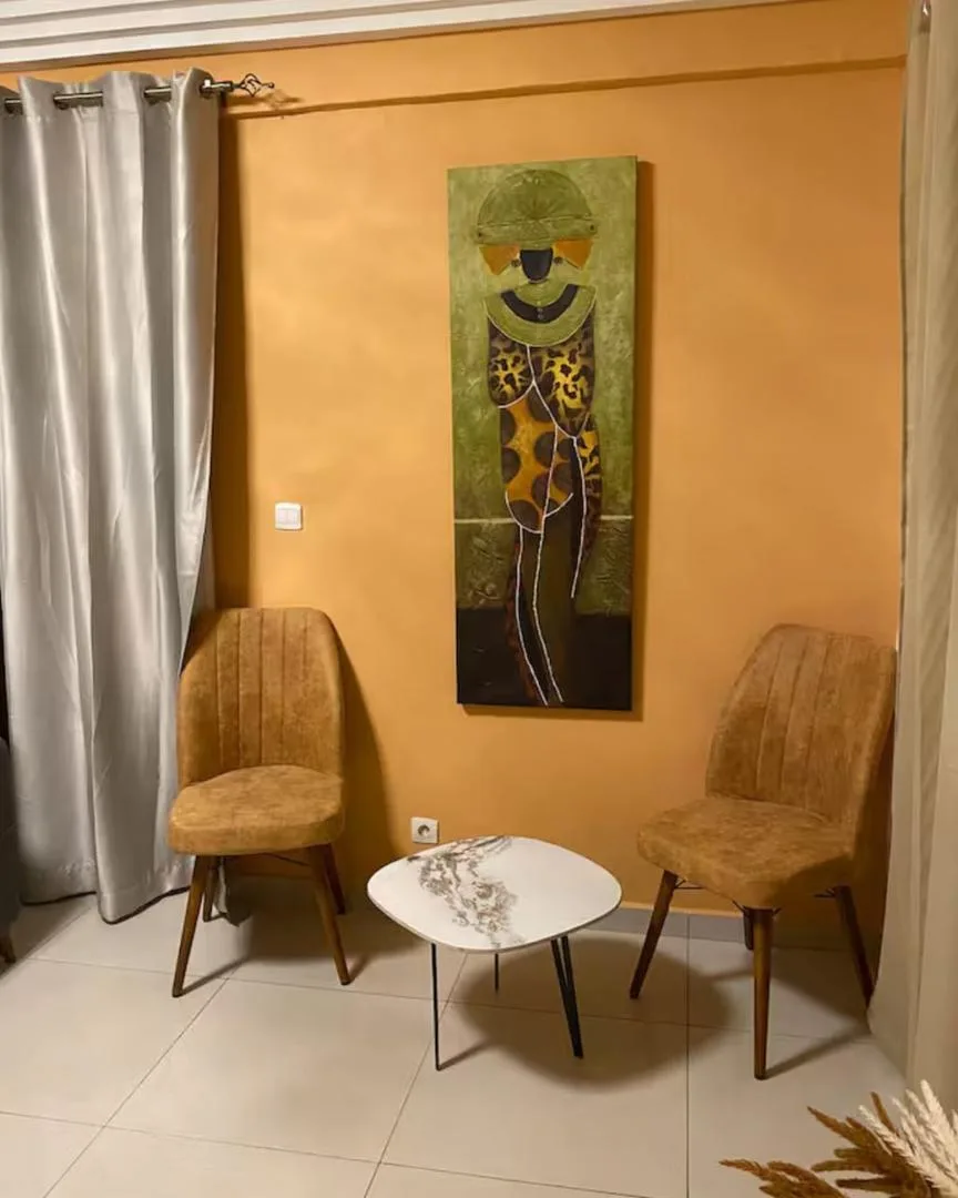 BAIL D’UN STUDIO MEUBLÉ EN VENTE A AKWA