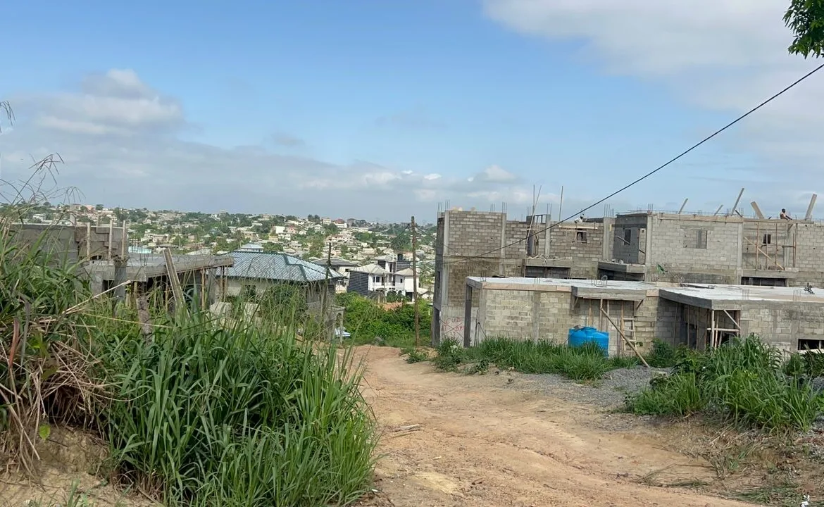 TERRAINS TITRÉS À VENDRE – PK 17