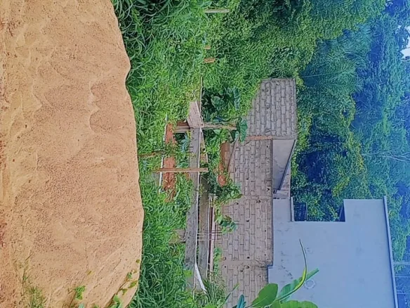TERRAIN TITRE DE 726m² EN VENTE À NYOM !