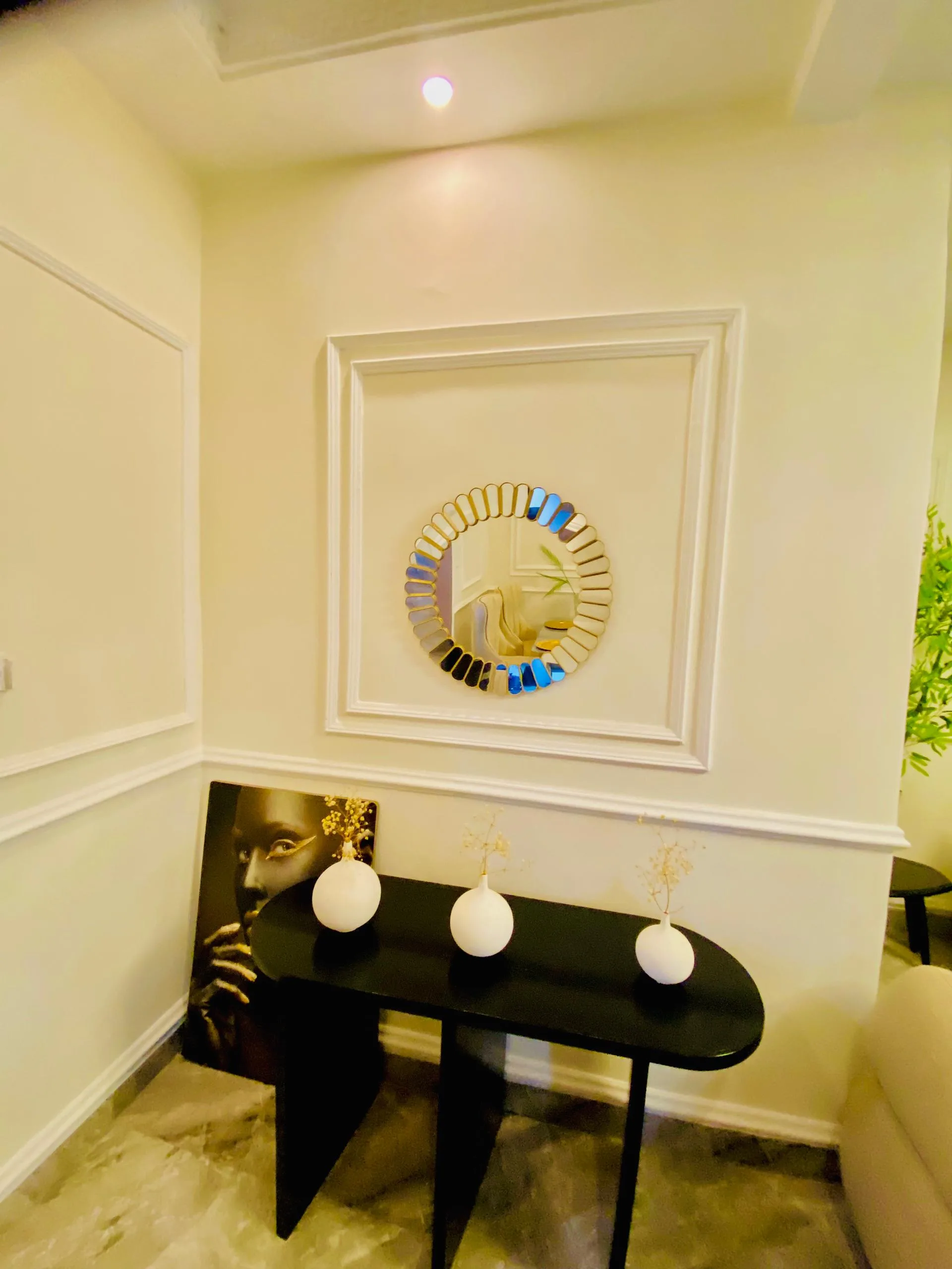 APPARTEMENT MEUBLÉ CHIC & ÉLÉGANT À LOUER – LOGPOM