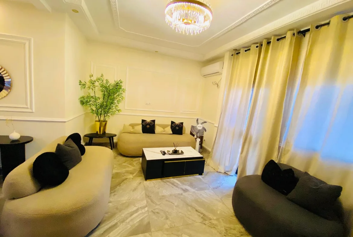 APPARTEMENT MEUBLÉ CHIC & ÉLÉGANT À LOUER – LOGPOM