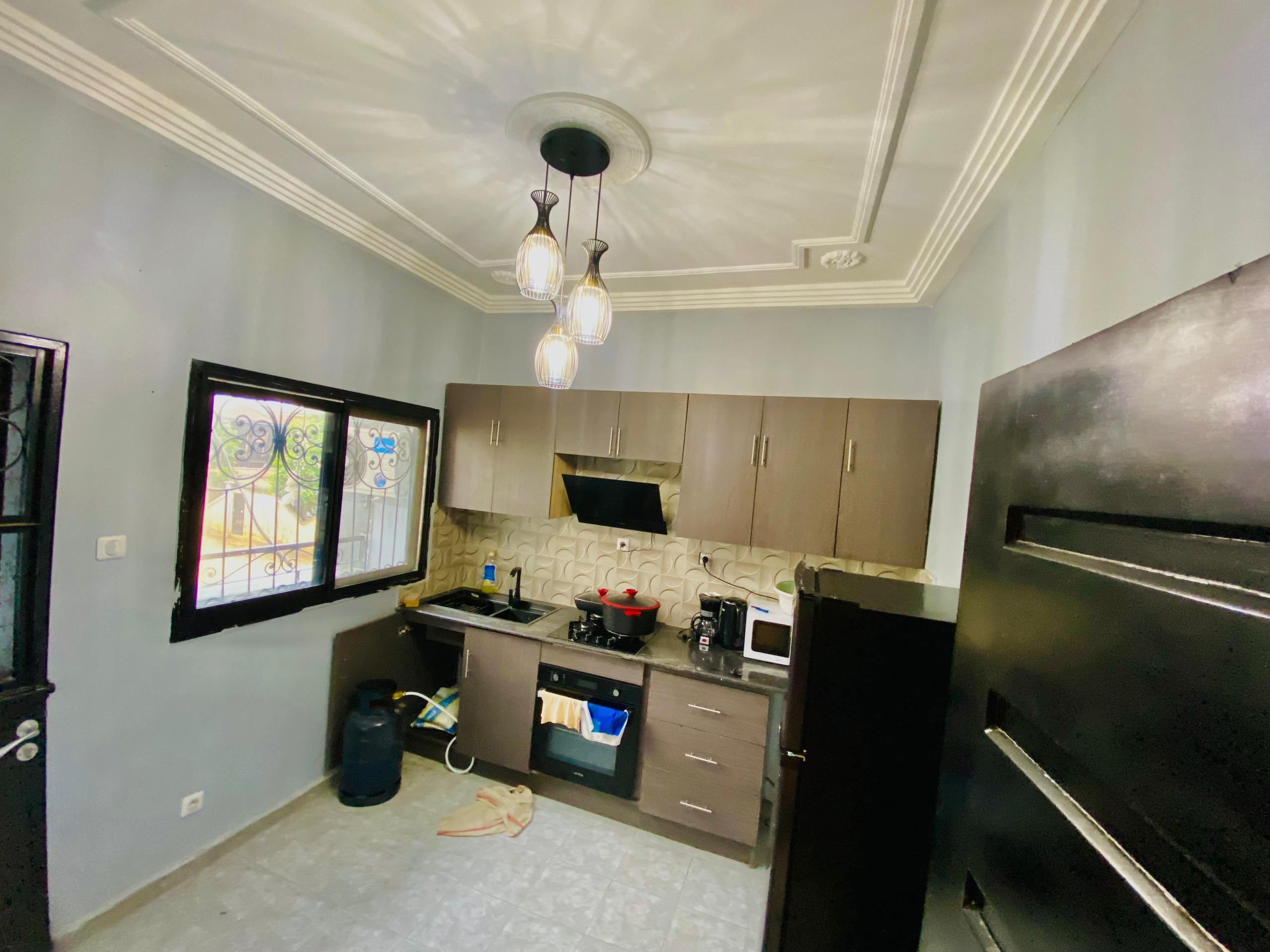 APPARTEMENT MEUBLÉ CHIC & ÉLÉGANT À LOUER – LOGPOM