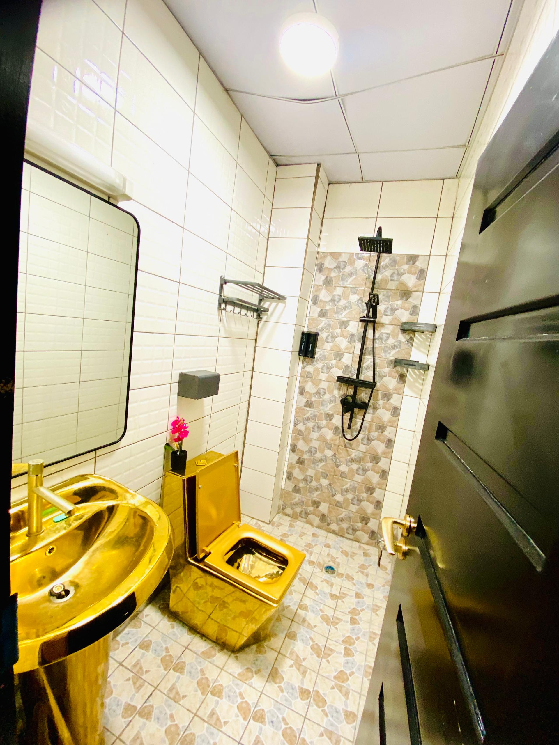 APPARTEMENT MEUBLÉ CHIC & ÉLÉGANT À LOUER – LOGPOM