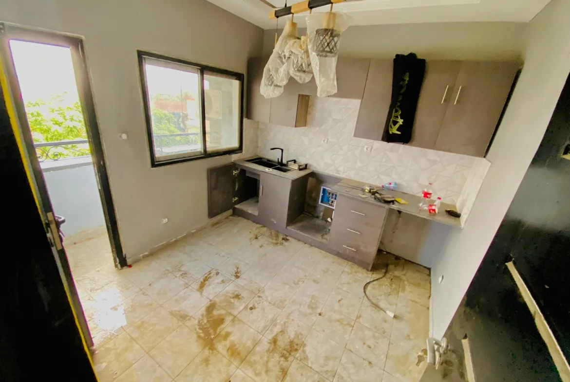 APPARTEMENT MODERNE À LOUER A LOGPOM