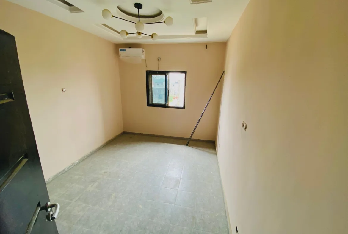 APPARTEMENT MODERNE À LOUER A LOGPOM