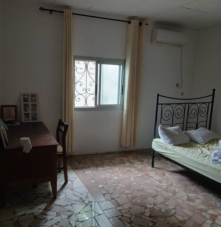 VILLA EN VENTE DANS LE QUARTIER LOGBABA