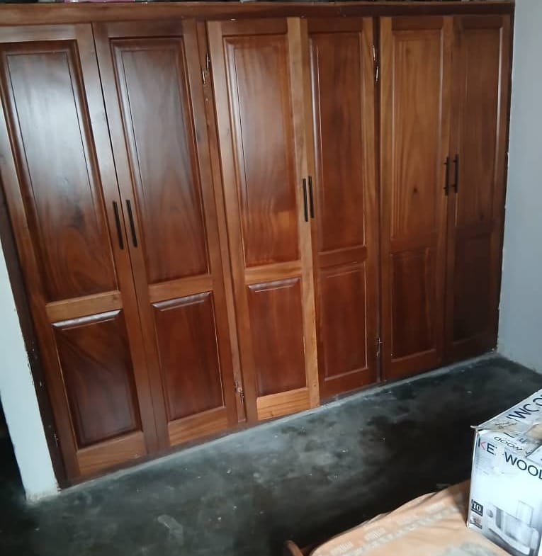 VILLA EN VENTE DANS LE QUARTIER LOGBABA