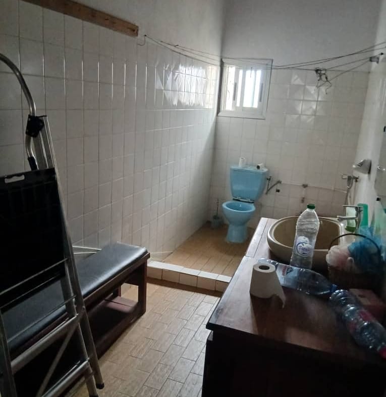 VILLA EN VENTE DANS LE QUARTIER LOGBABA
