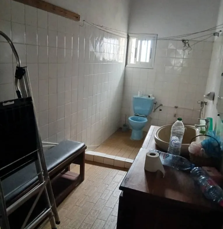 VILLA EN VENTE DANS LE QUARTIER LOGBABA