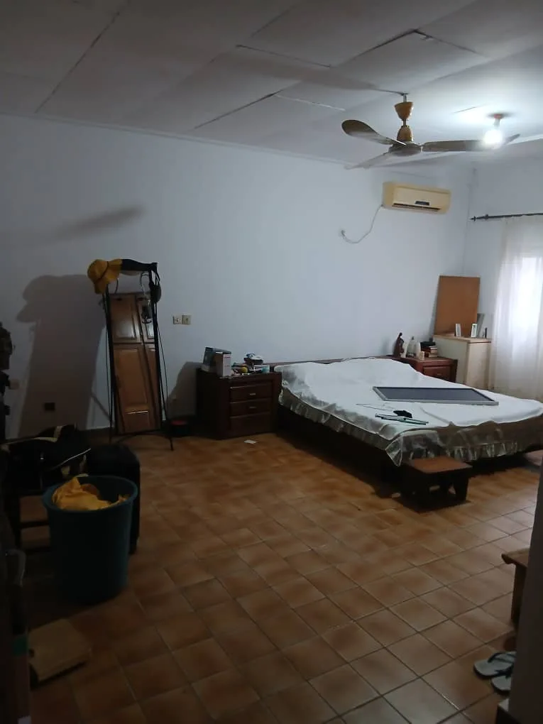 VILLA EN VENTE DANS LE QUARTIER LOGBABA