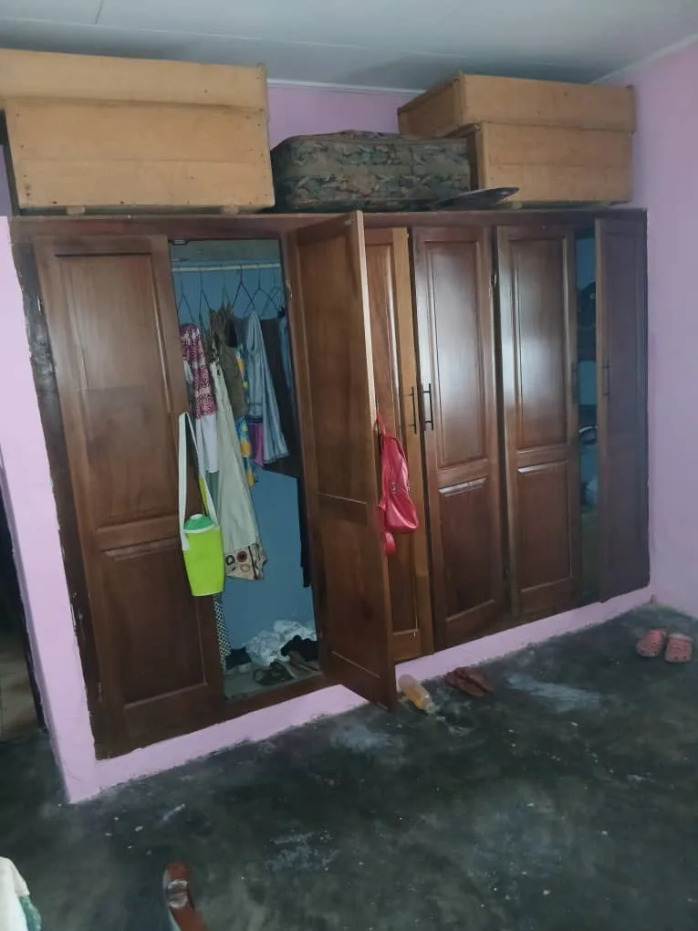 VILLA EN VENTE DANS LE QUARTIER LOGBABA