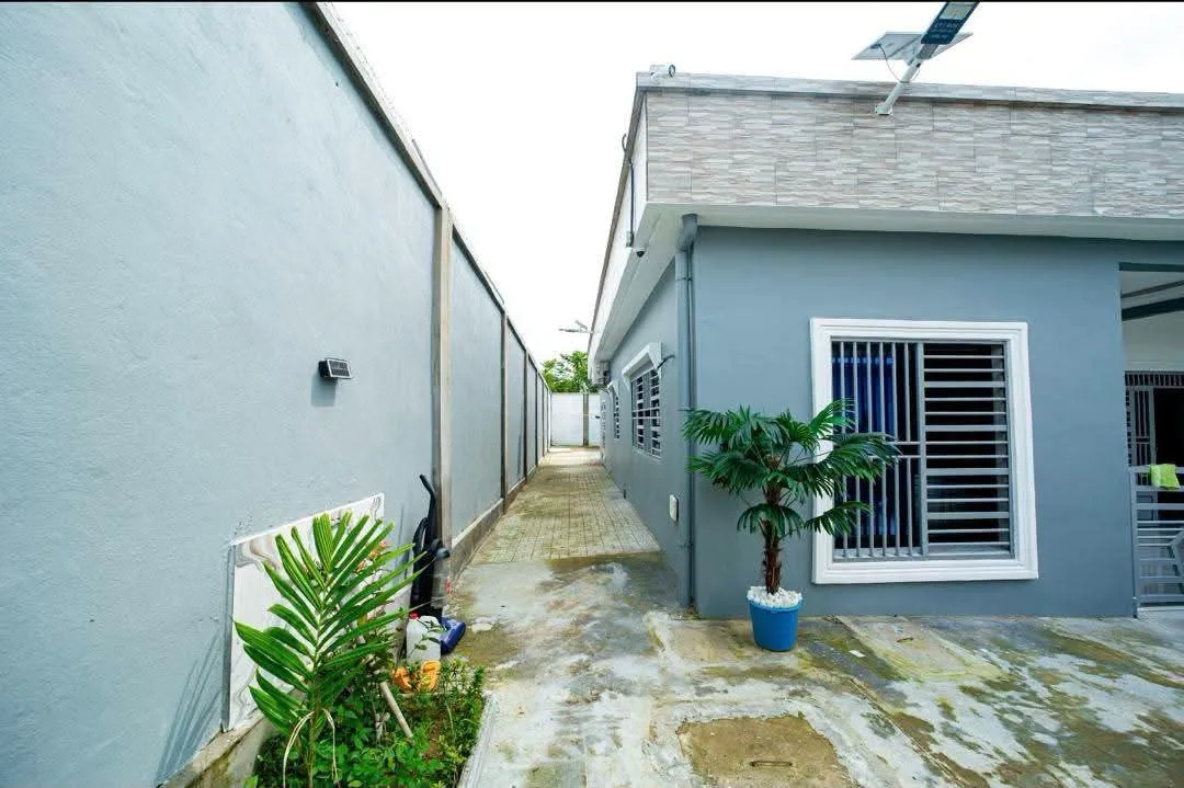 VILLA ULTRA HAUT STANDING À VENDRE – DOUALA | LENDI VERS ALADJI