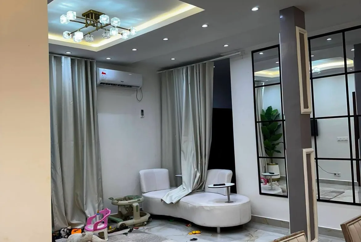 VILLA ULTRA HAUT STANDING À VENDRE – DOUALA | LENDI VERS ALADJI