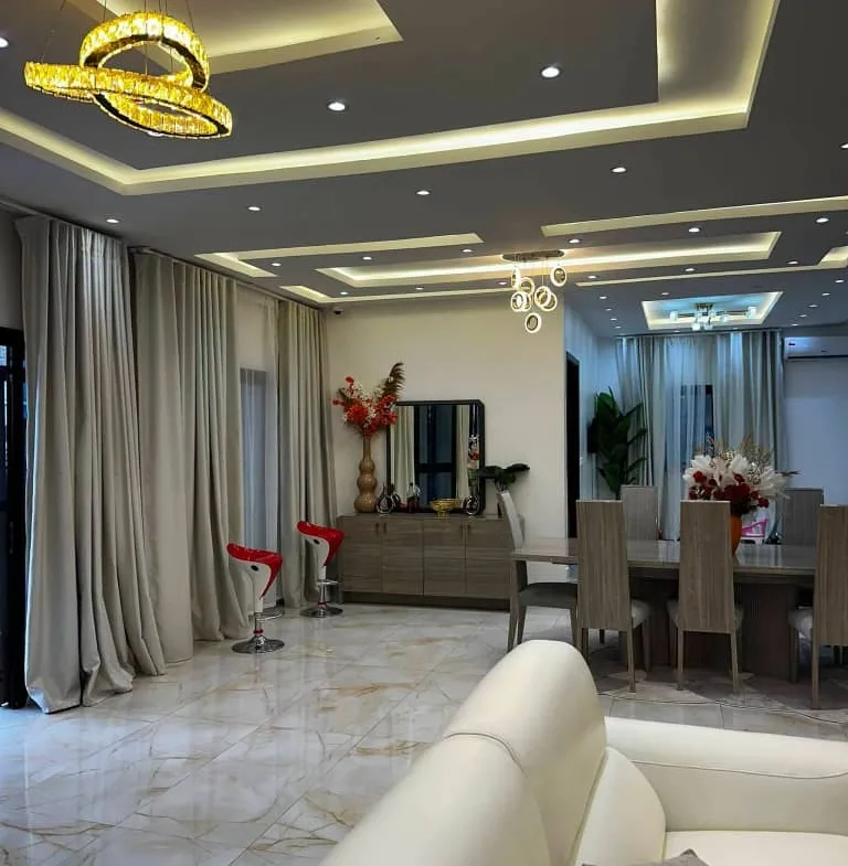 VILLA ULTRA HAUT STANDING À VENDRE – DOUALA | LENDI VERS ALADJI