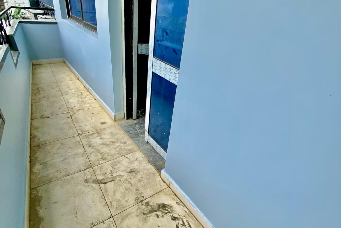 APPARTEMENT MODERNE À LOUER A LOGPOM