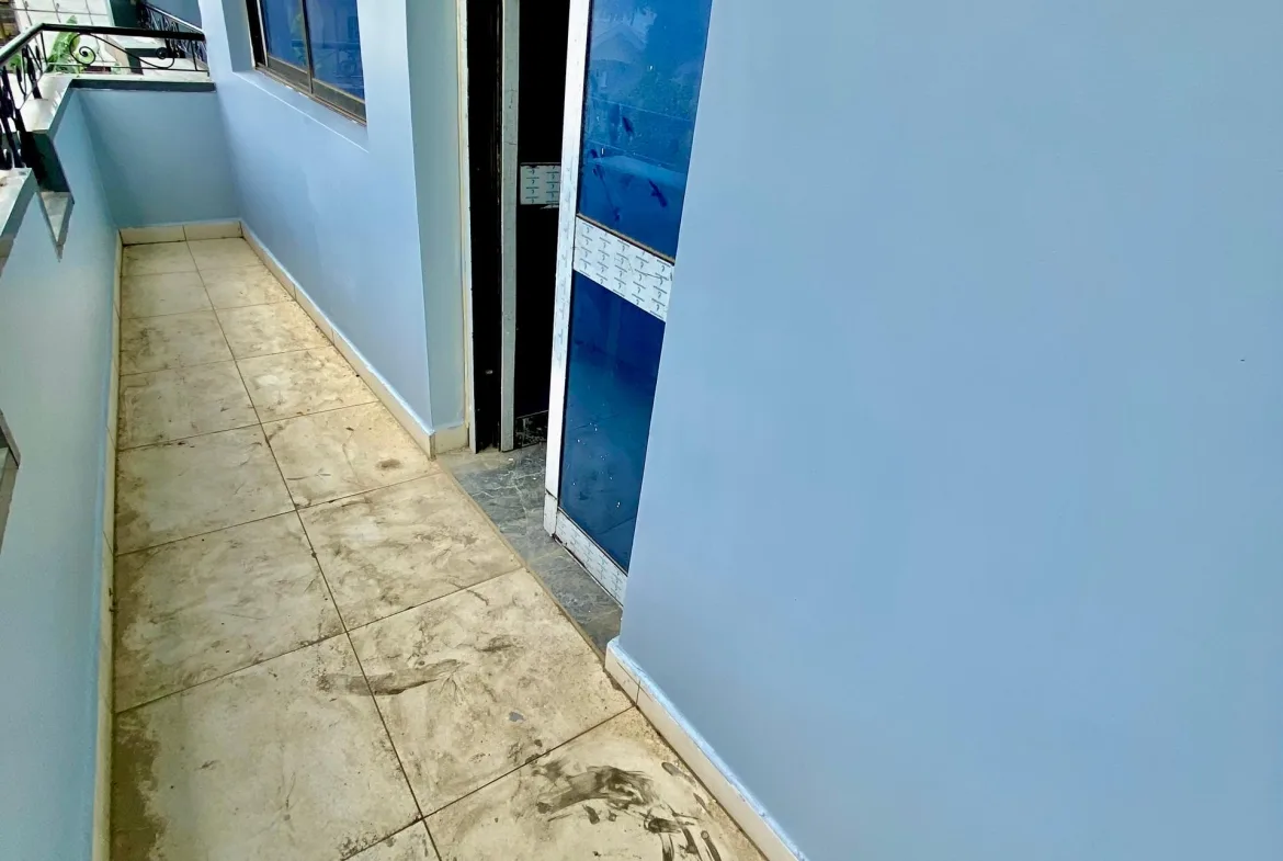 APPARTEMENT MODERNE À LOUER A LOGPOM