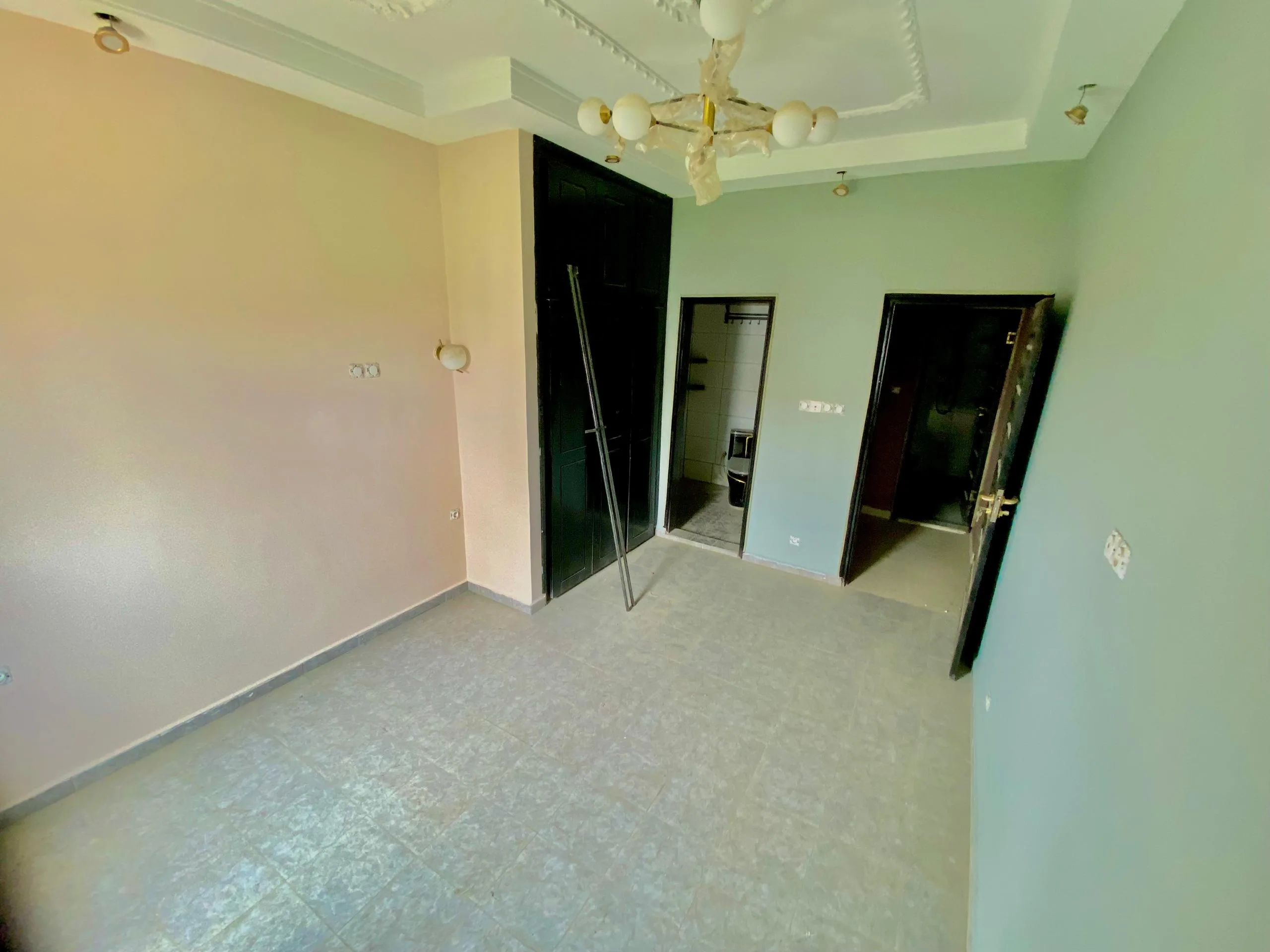 APPARTEMENT MODERNE À LOUER A LOGPOM