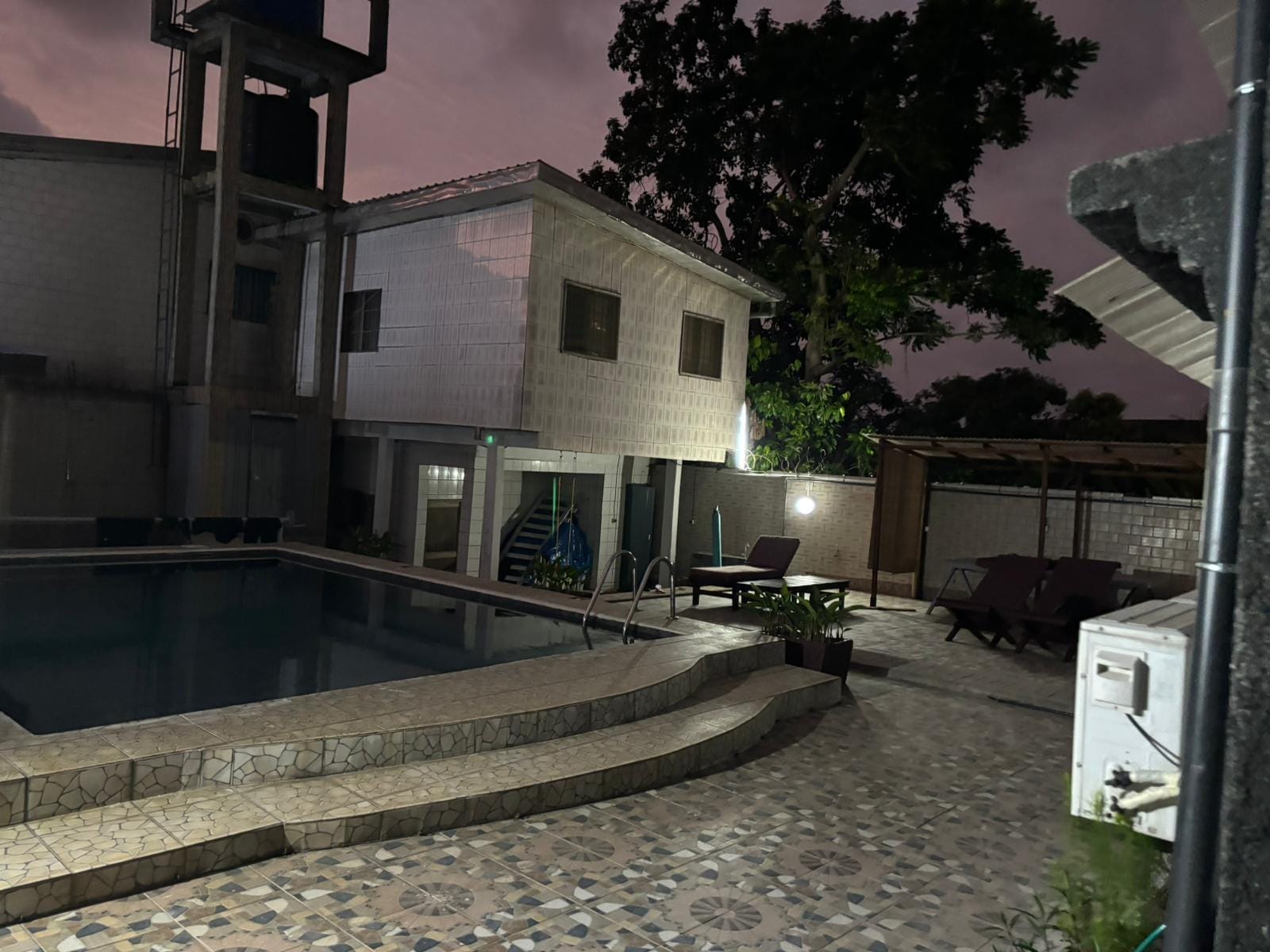 ENSEMBLE IMMOBILIER A VENDRE A KRIBI COPA CABANA