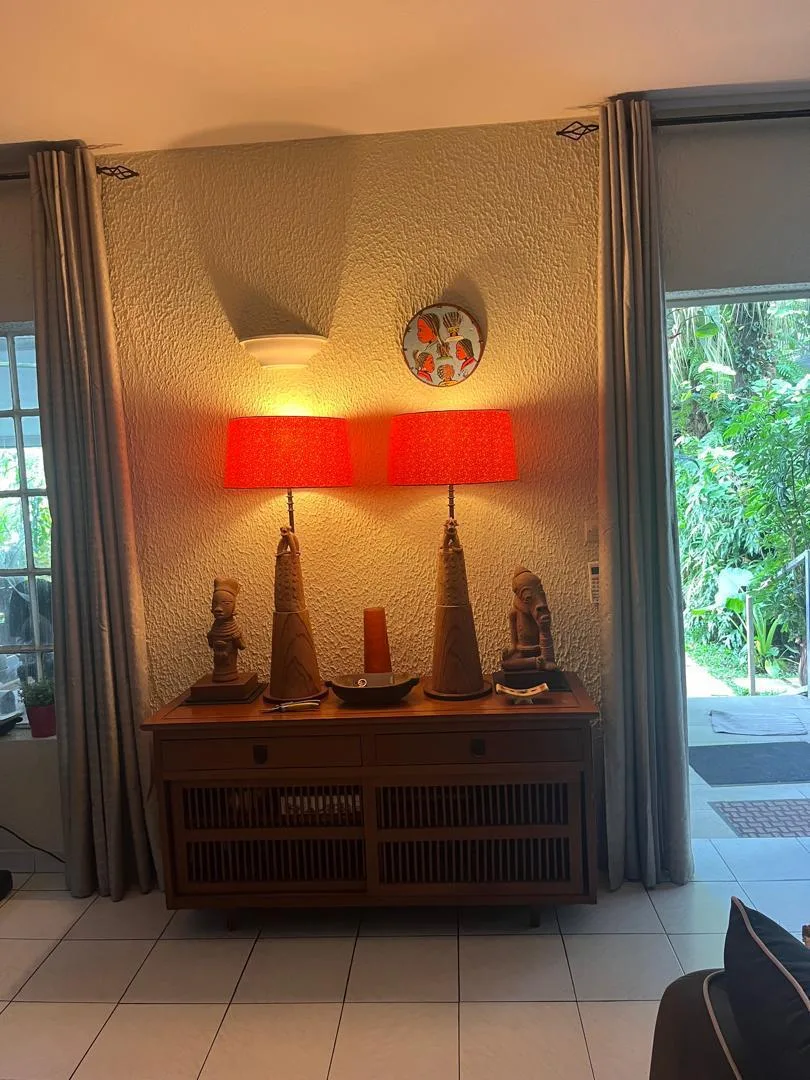 MAGNIFIQUE DUPLEX A VENDRE A DOUALA – BONAPRISO HYDROCABURE.
